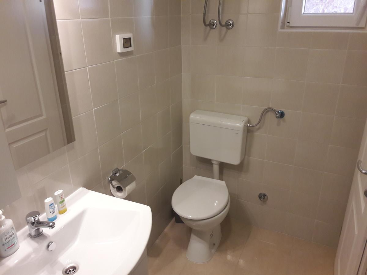 Holiday Home Peruski Екстер'єр фото